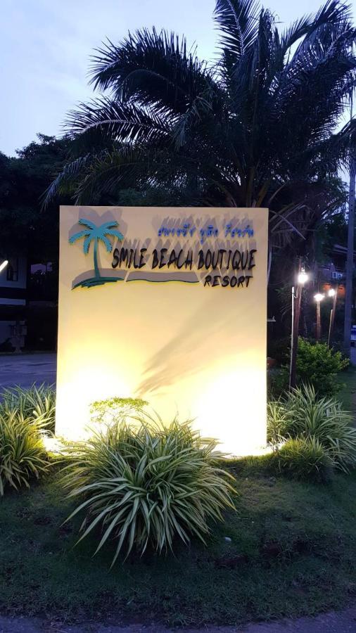 Smile Beach Boutique Resort Pantai Chao Lao Bagian luar foto
