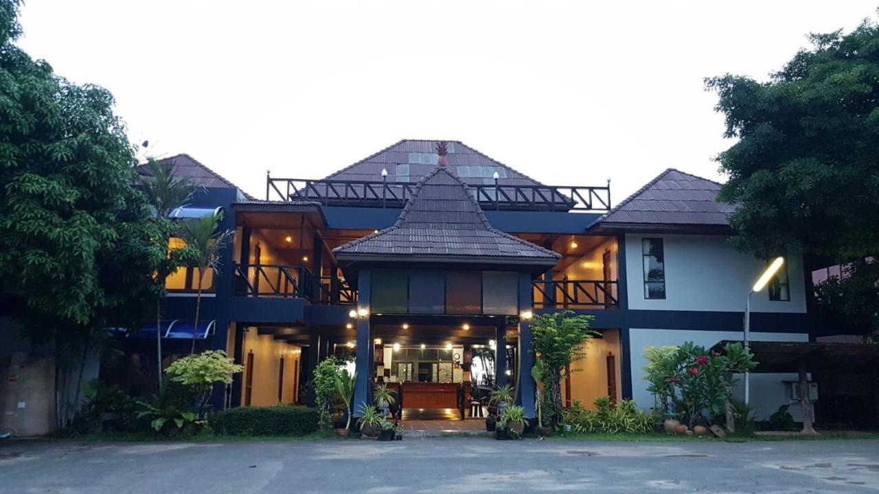 Smile Beach Boutique Resort Pantai Chao Lao Bagian luar foto