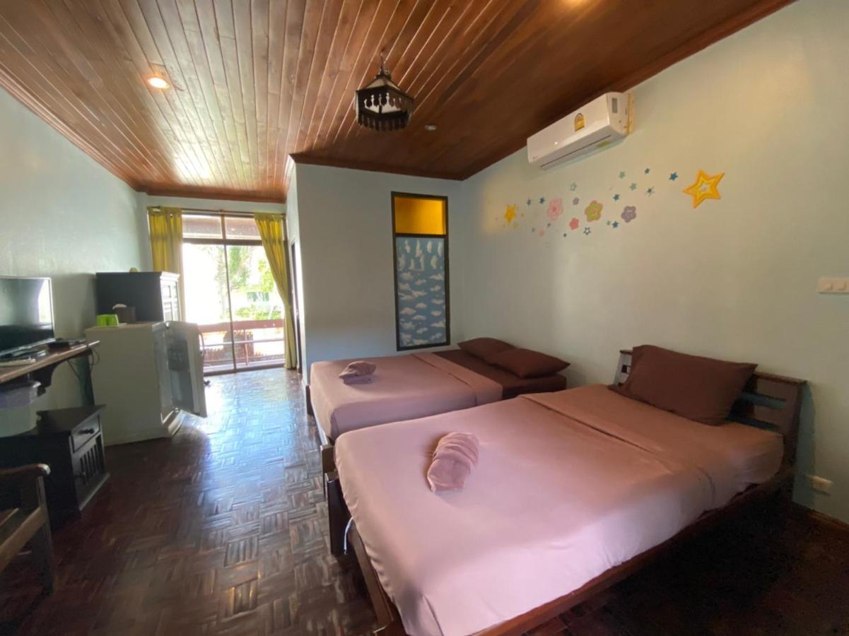 Smile Beach Boutique Resort Pantai Chao Lao Bagian luar foto