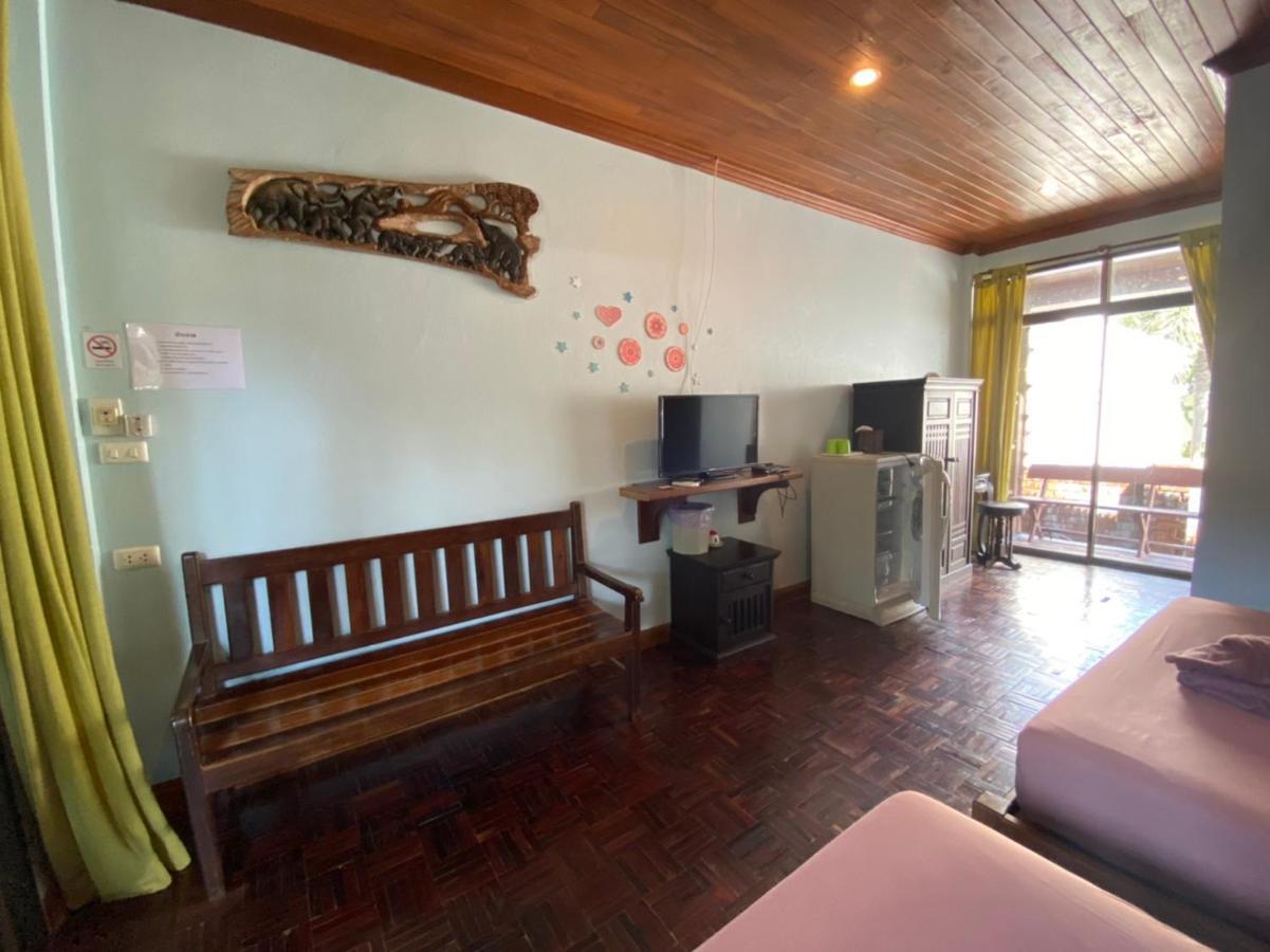 Smile Beach Boutique Resort Pantai Chao Lao Bagian luar foto