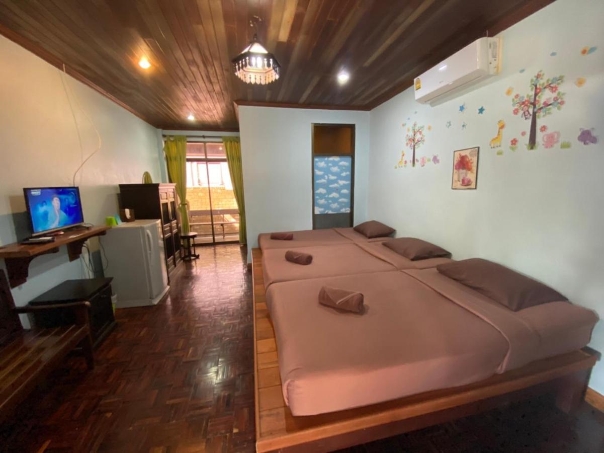 Smile Beach Boutique Resort Pantai Chao Lao Bagian luar foto
